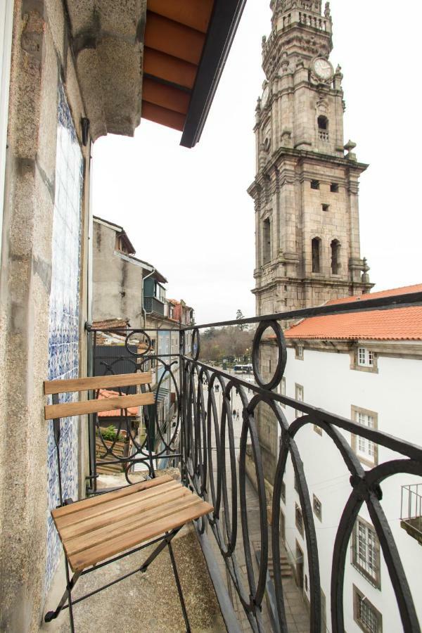 Porto And Clerigos Views By Porto City Hosts المظهر الخارجي الصورة